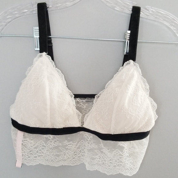 Victoria's Secret Other - Victoria's secret velvet & lace Bralette size L